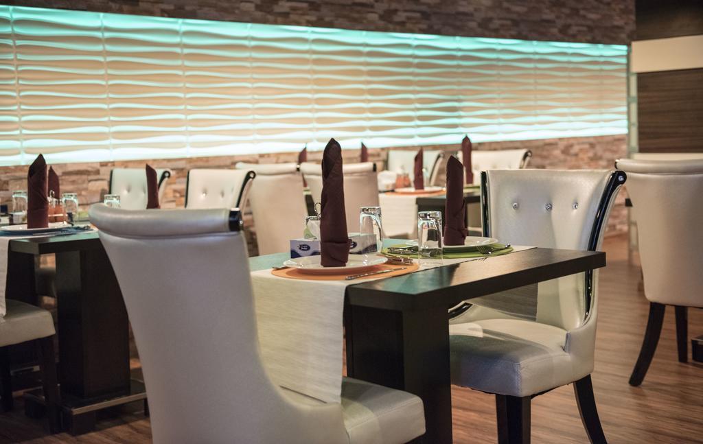 Sharz Hotel Buraidah Ngoại thất bức ảnh