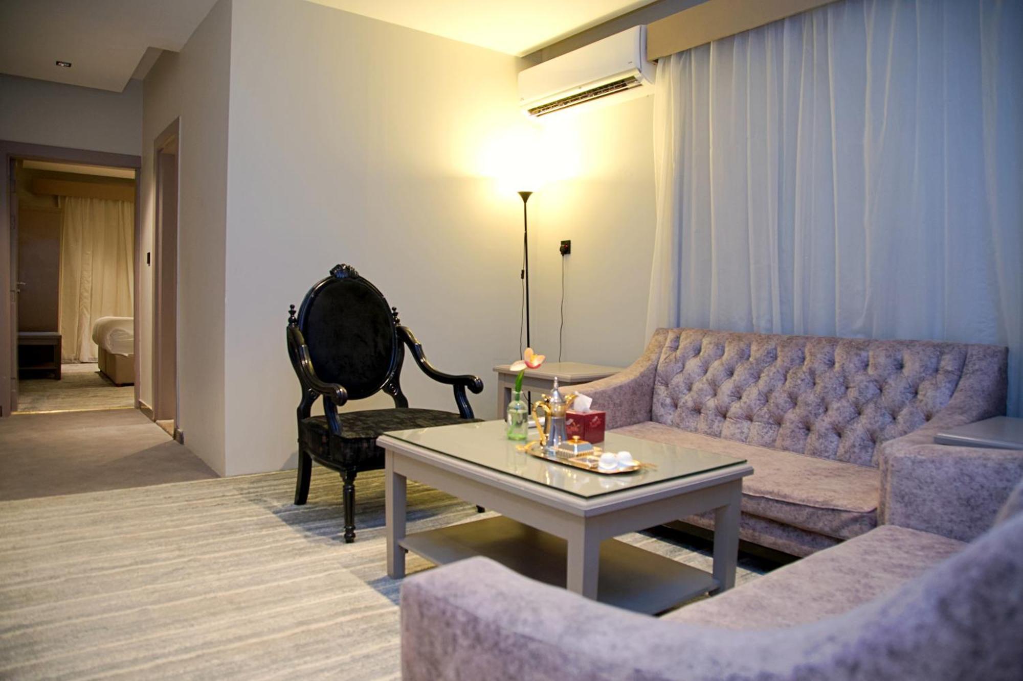 Sharz Hotel Buraidah Ngoại thất bức ảnh