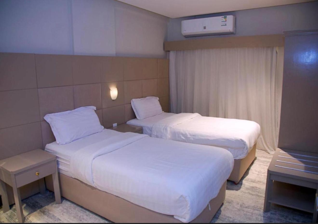 Sharz Hotel Buraidah Ngoại thất bức ảnh
